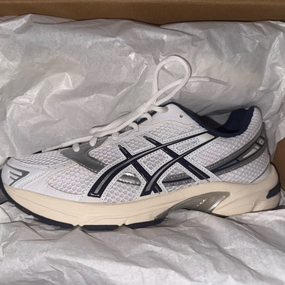 Women’s ASICS® GEL-1130